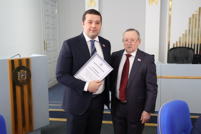 Депутатов-единороссов поблагодарили за активное участие в поддержке участников спецоперации