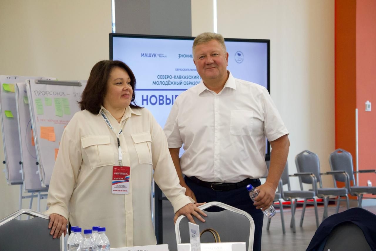 Молодые кадры решают все  