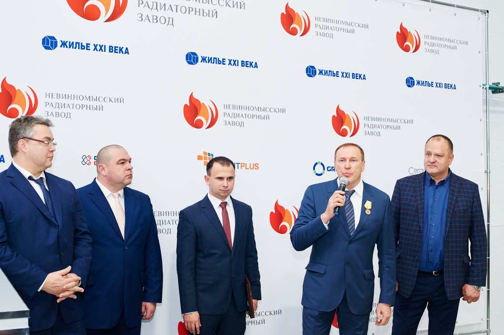 Потесним иностранных производителей!