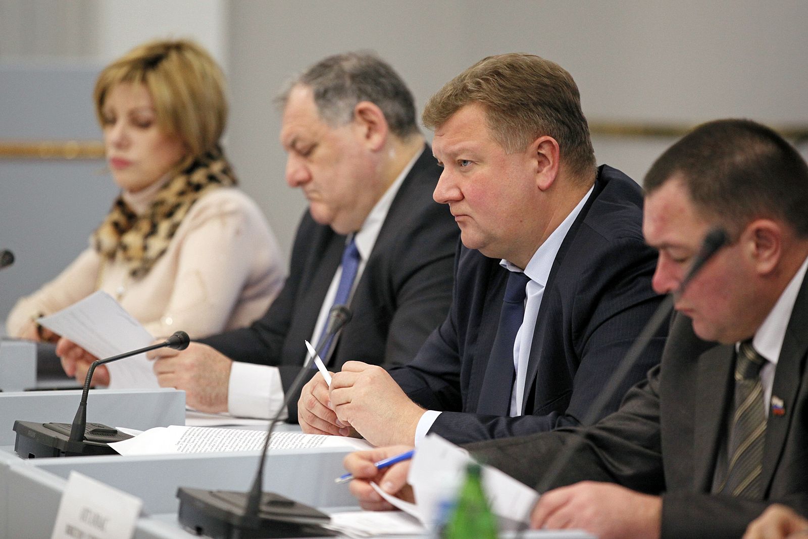Депутаты краевой Думы обсудили меры социальной поддержки жителей края