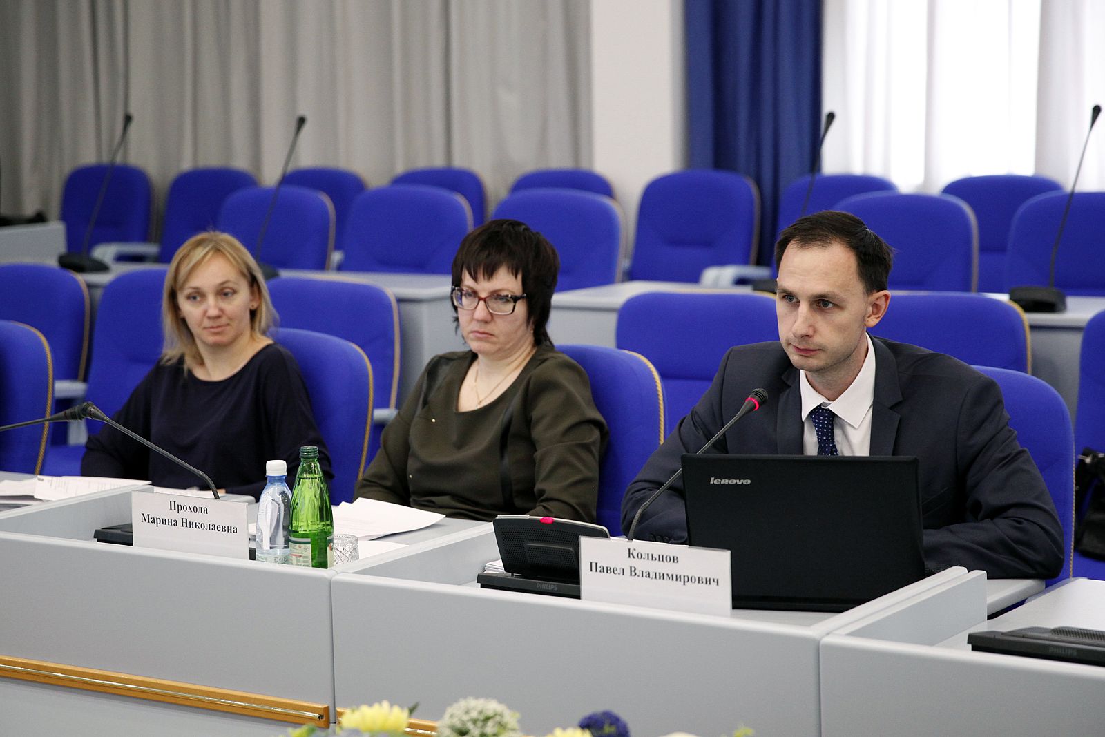 Законопроект, запрещающий продажу детям электронных систем доставки никотина, внесён в повестку очередного заседания Думы