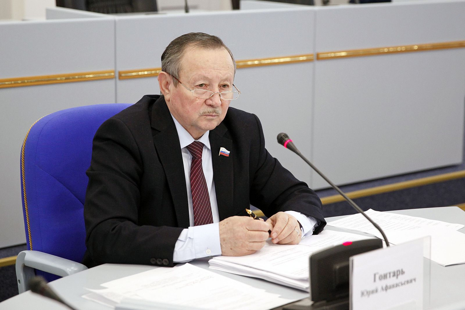 Комитет одобрил корректировки в бюджет