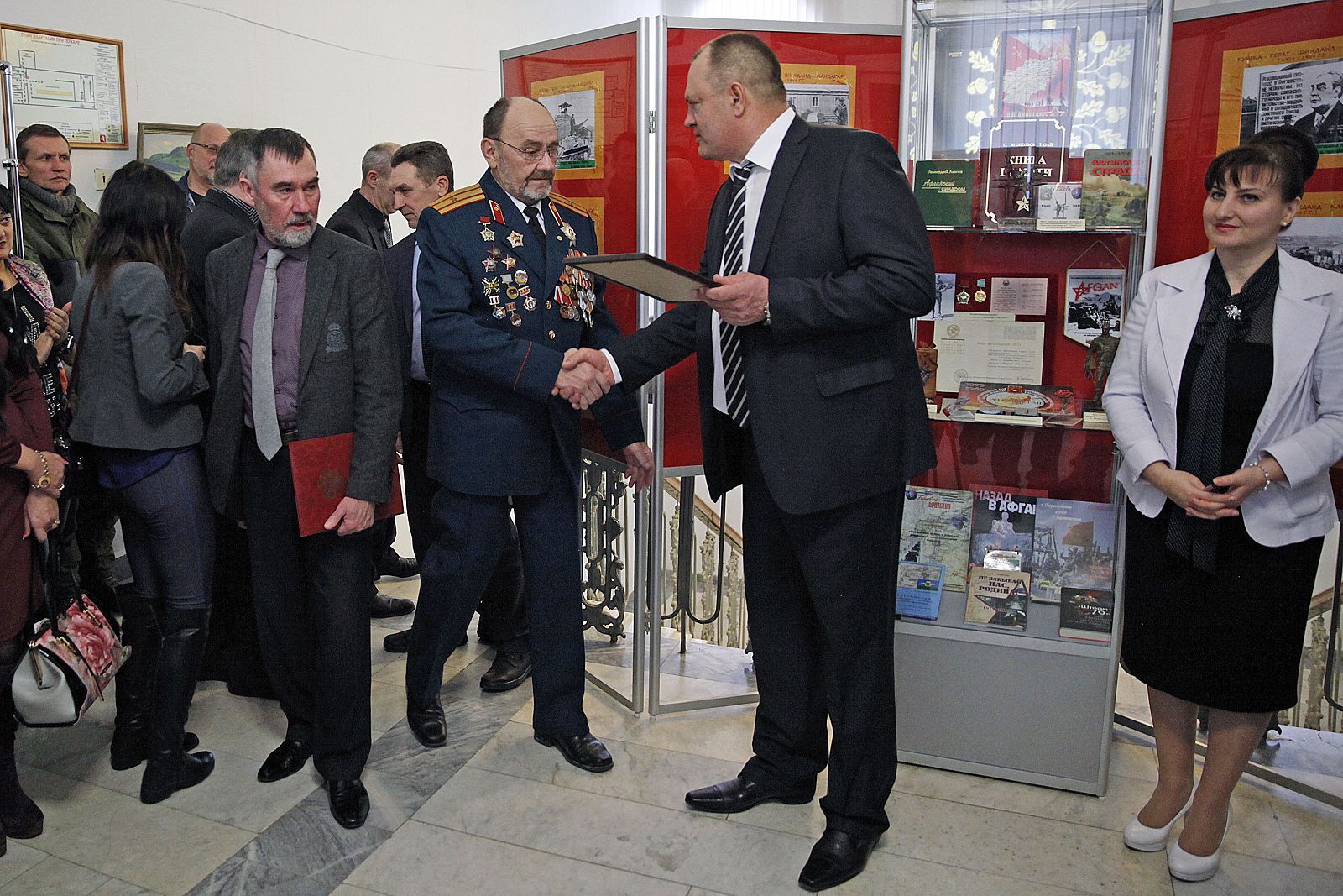 Бойцы вспоминали минувшие дни…