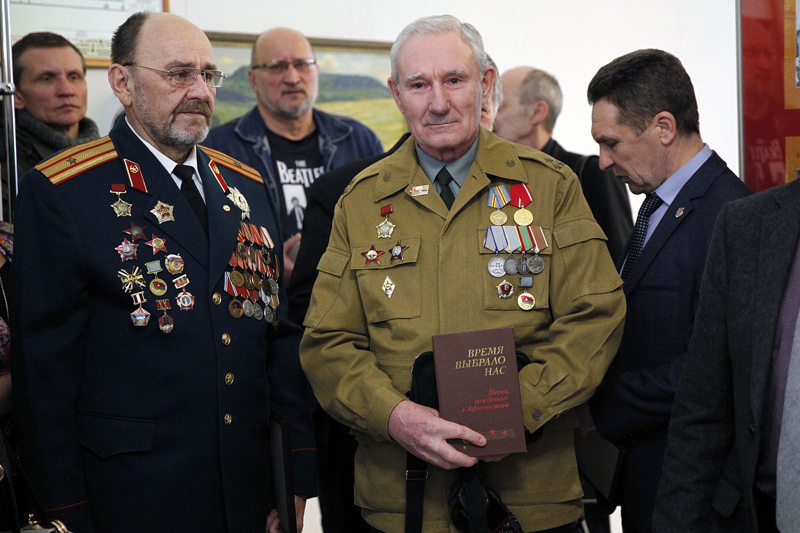 Бойцы вспоминали минувшие дни…