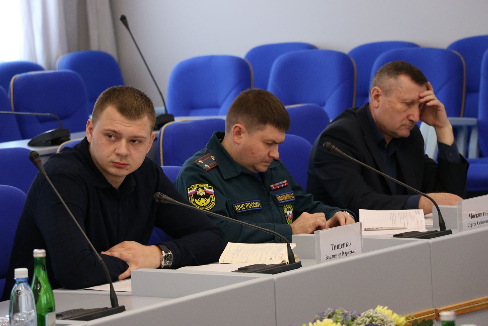 Повышение мер безопасности жизни и здоровья детей в местах общего пользования обсудили парламентарии