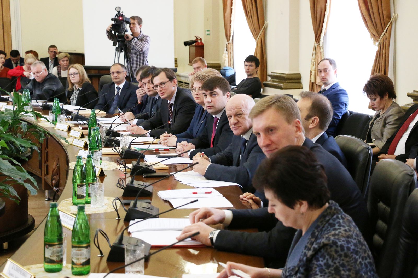 Депутаты обсудили проблему наполняемости бюджетов муниципалитетов края