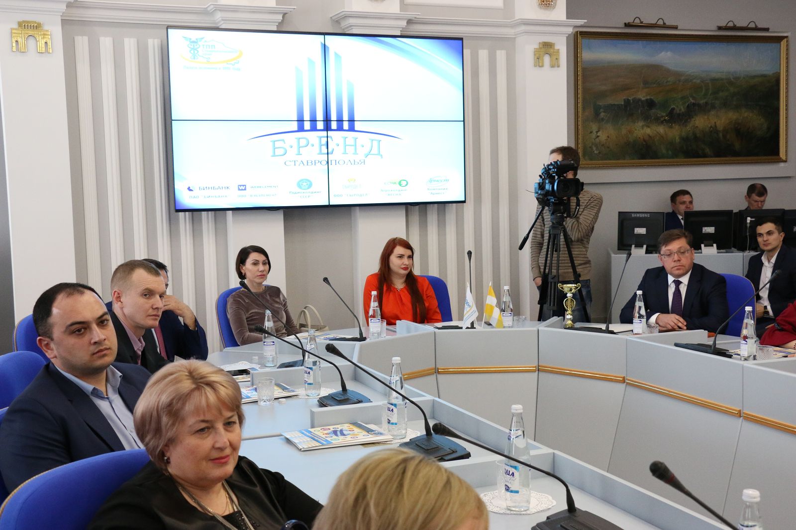 Победителей конкурса "Бренд Ставрополья" традиционно наградили в Думе края