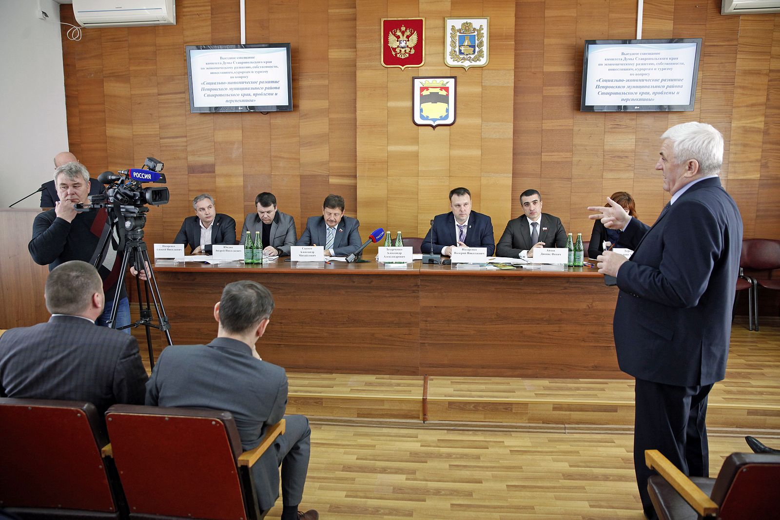 Проблемы и перспективы развития Петровского района в центре внимания депутатов