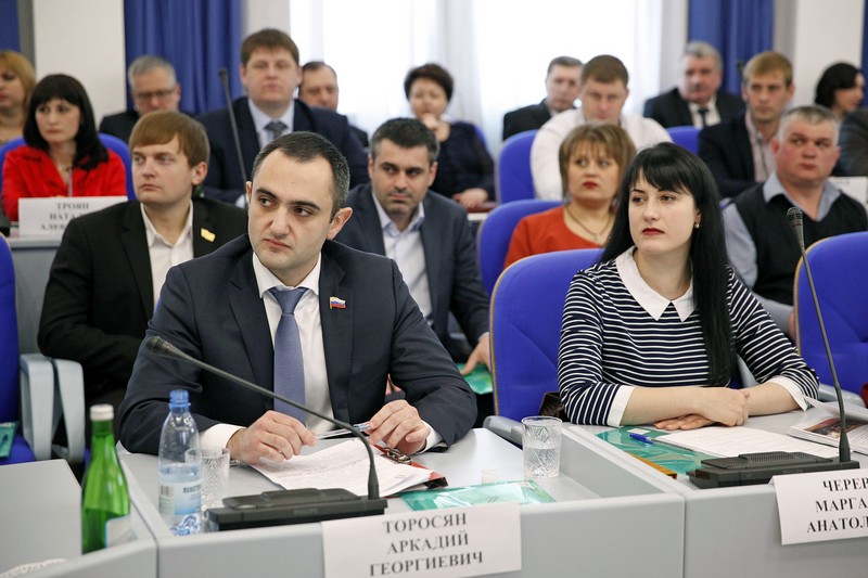 Совет молодых депутатов приступил к работе