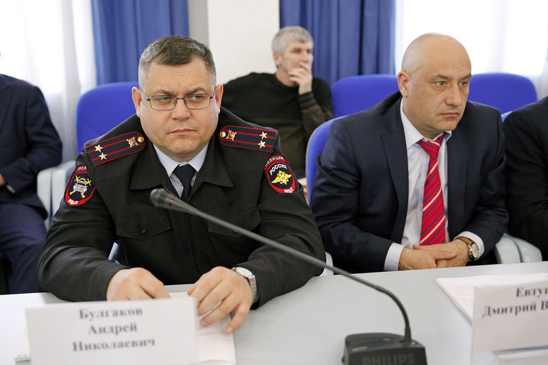 Депутаты намерены изменить ситуацию с получением полисов ОСАГО