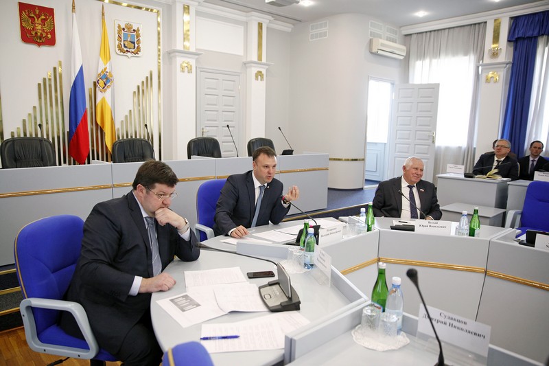 Депутаты намерены изменить ситуацию с получением полисов ОСАГО