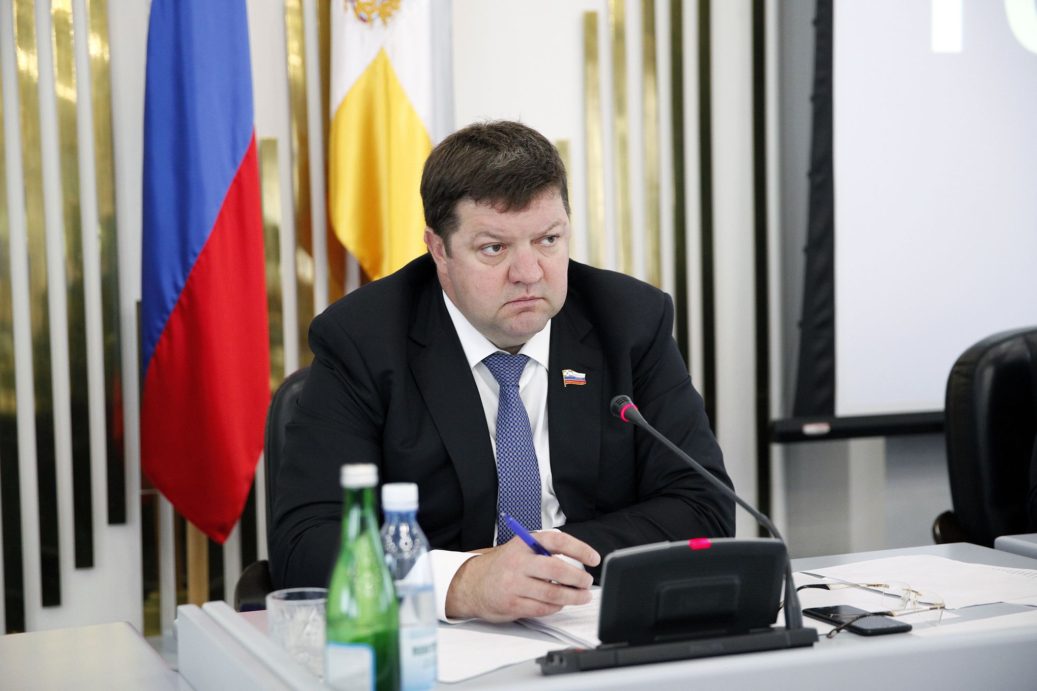 Острые вопросы на контроле у законодателей