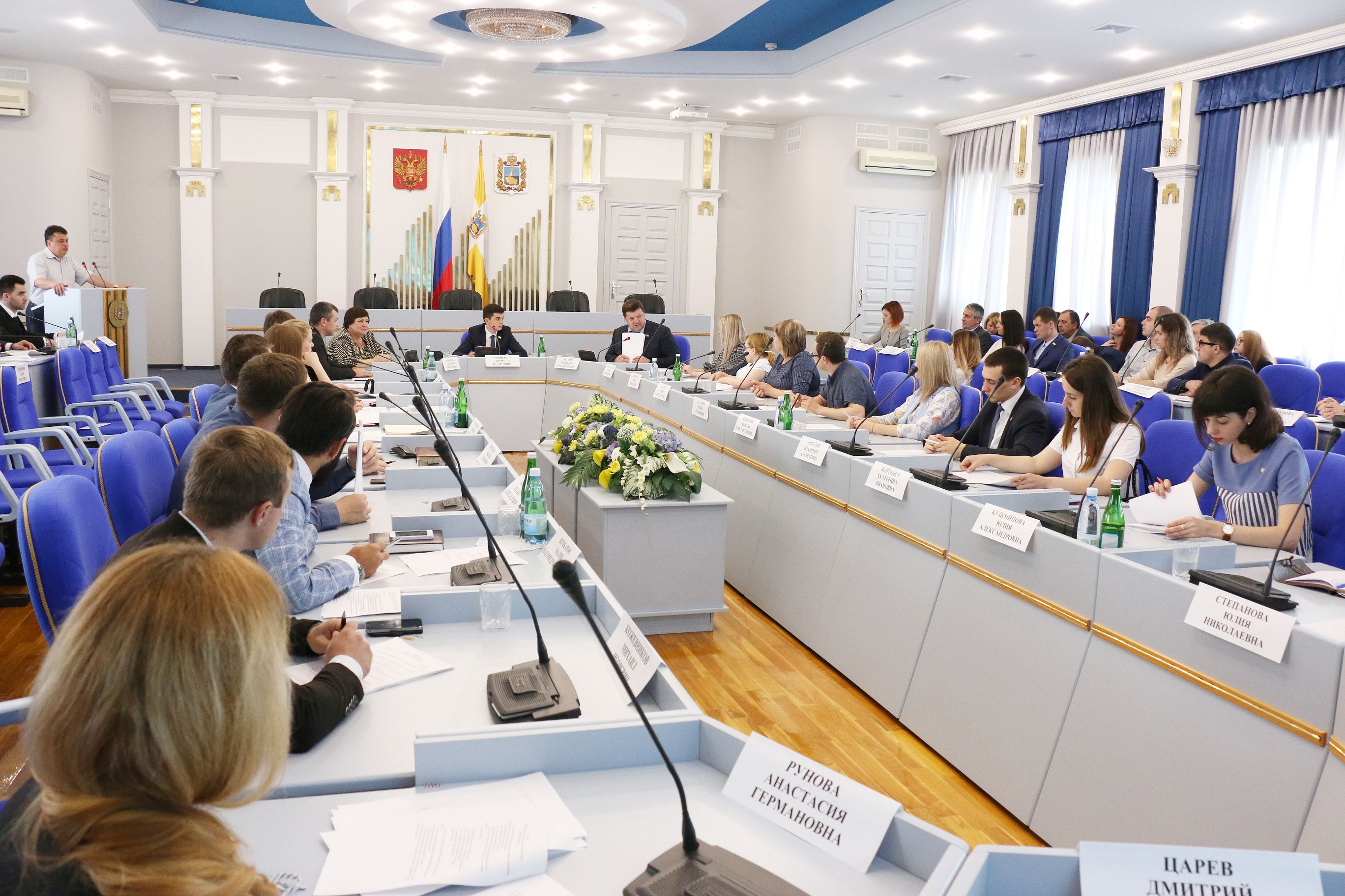 Молодежный парламент активно включился в работу