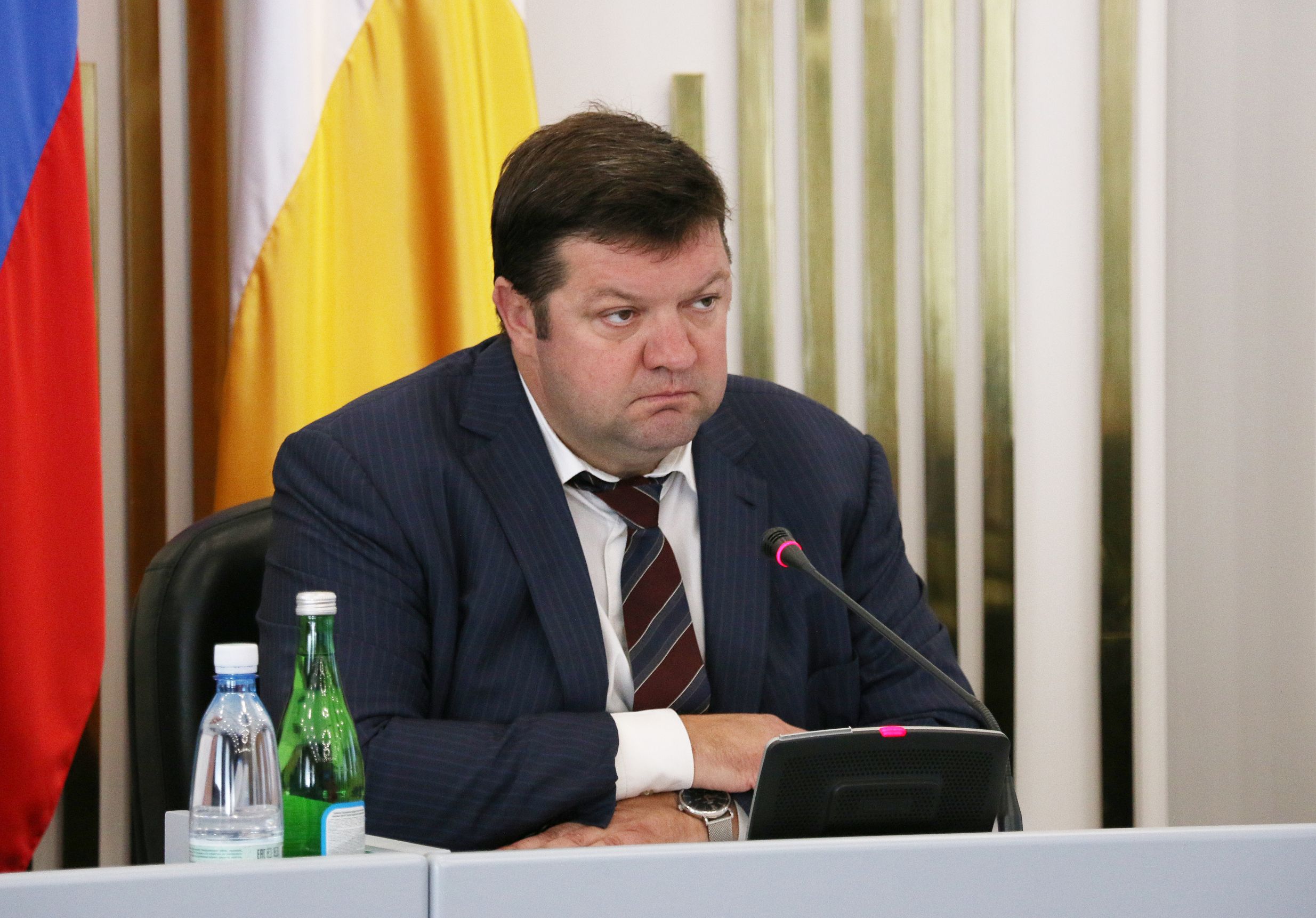 Обратить внимание на готовность школ к новому учебному году