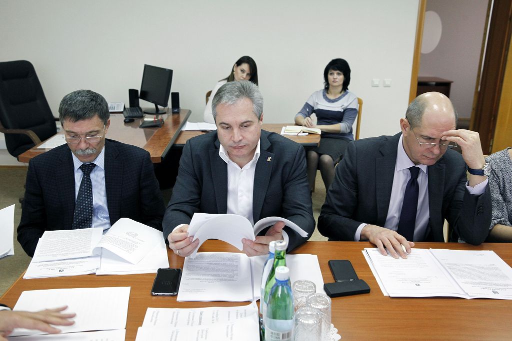 Идёт работа над законами