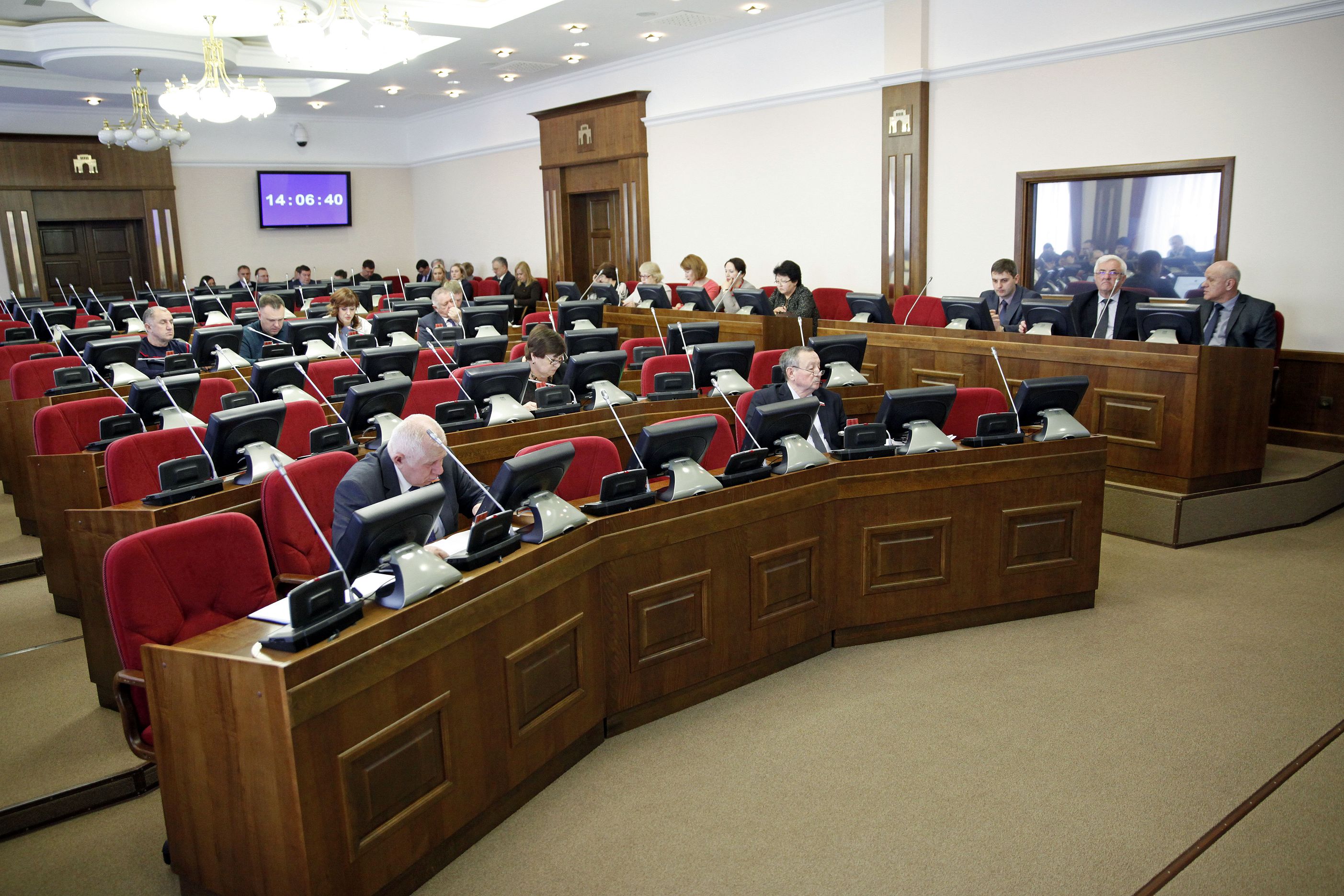 До первого заседания Думы в наступившем году – ровно неделя