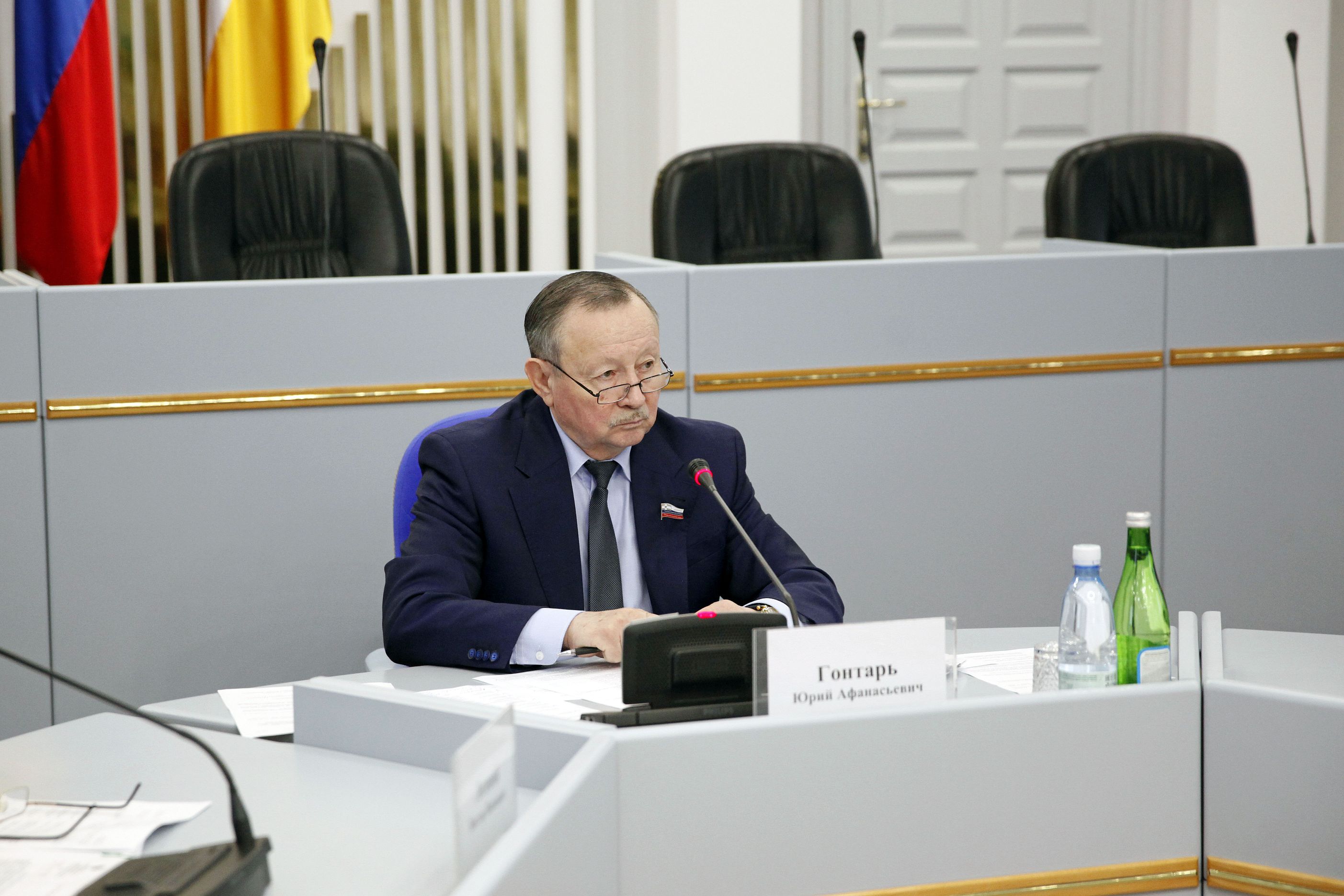 Устранить правовую коллизию