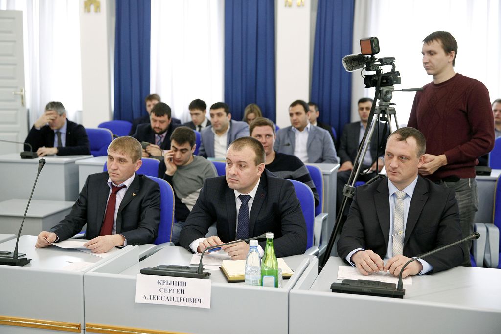 Молодые депутаты обсуждали перспективы цифровой экономики