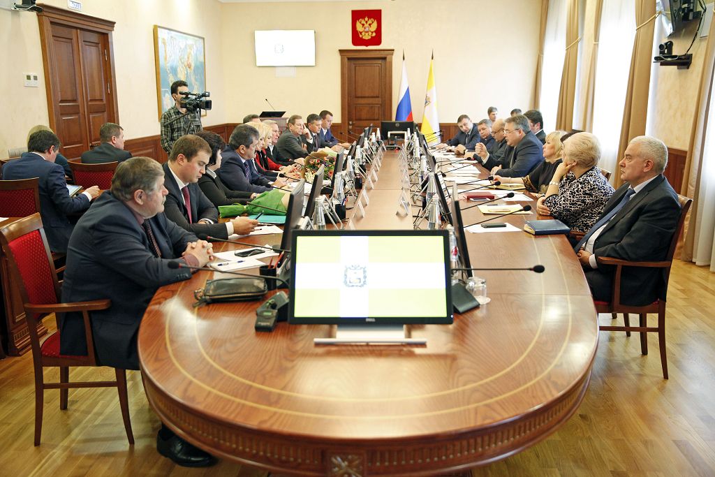В диалоге с федеральными депутатами