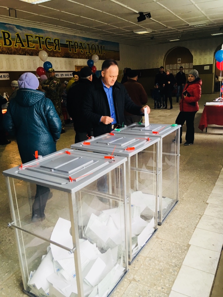 Депутаты Думы Ставропольского края проголосовали на выборах Президента России 18 марта