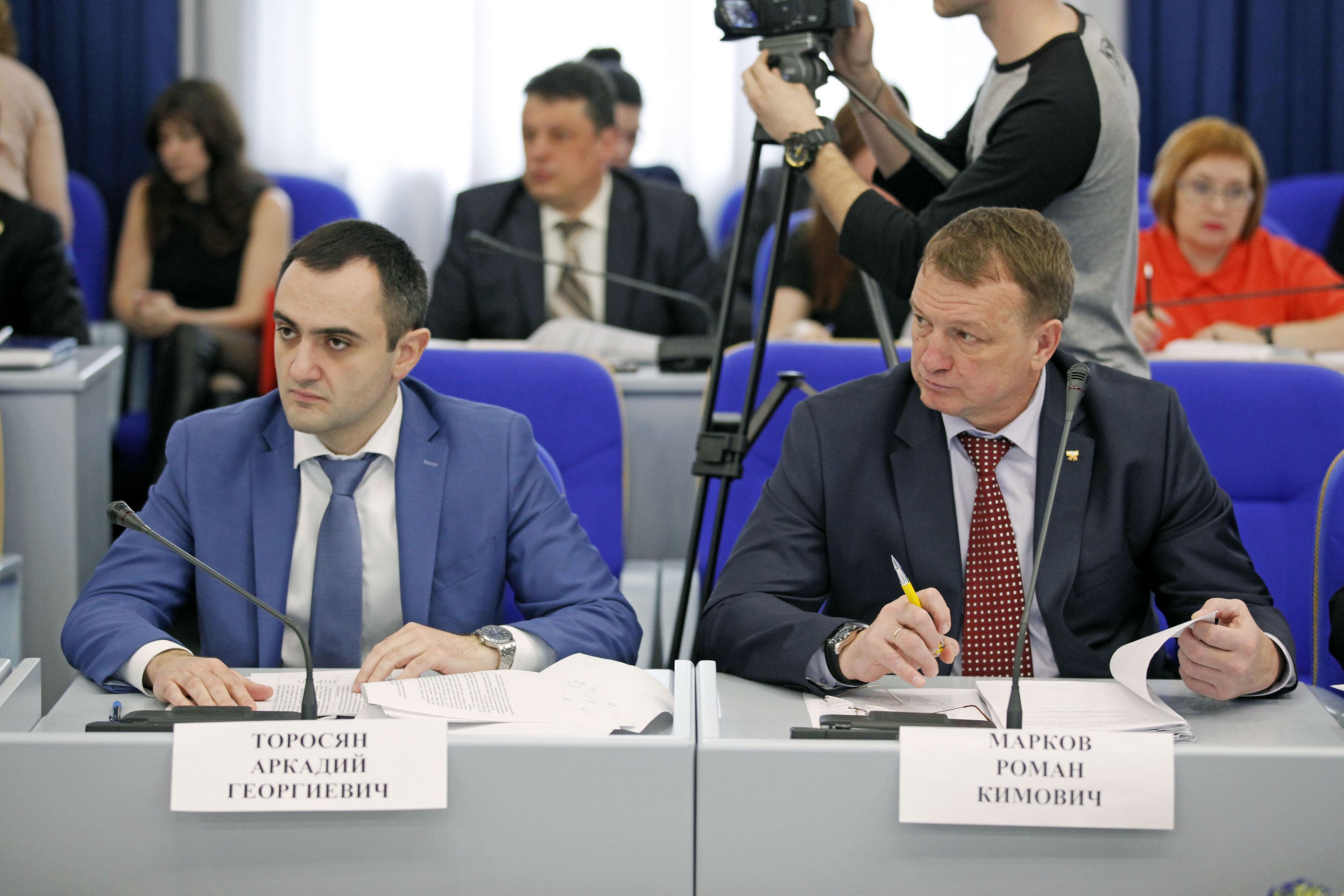 Депутаты рассмотрели новый порядок аккредитации в Думе и изменения в ряд действующих законов