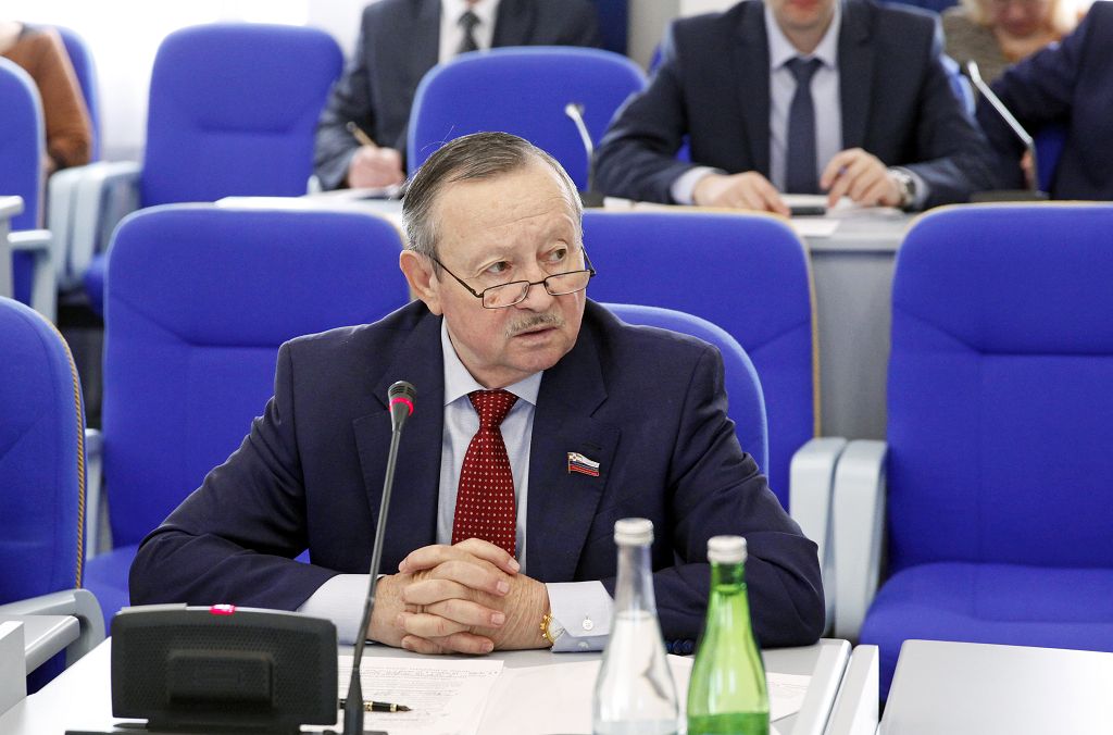 Идёт подготовка вопросов очередного заседания Думы