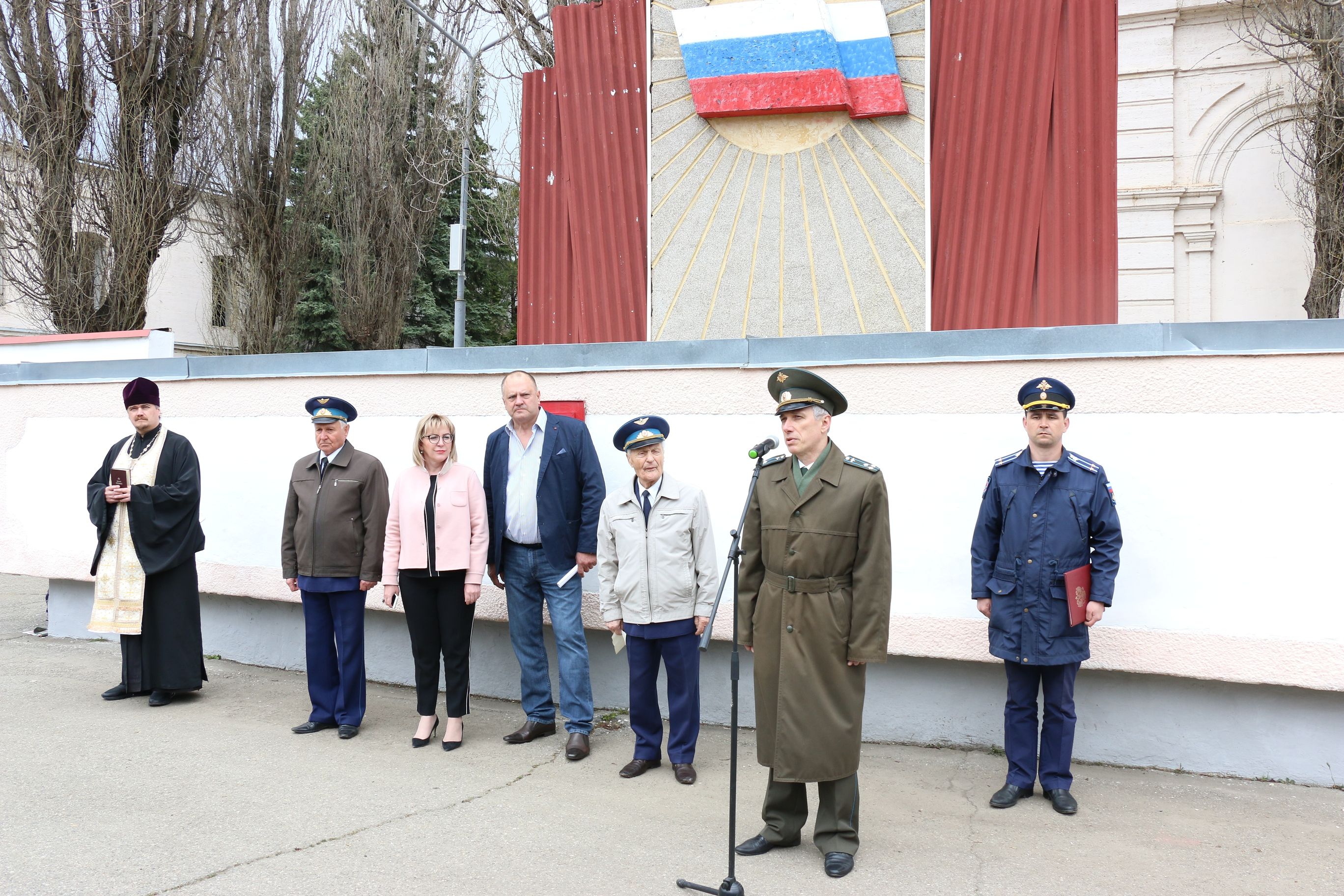Никто не должен быть забыт!