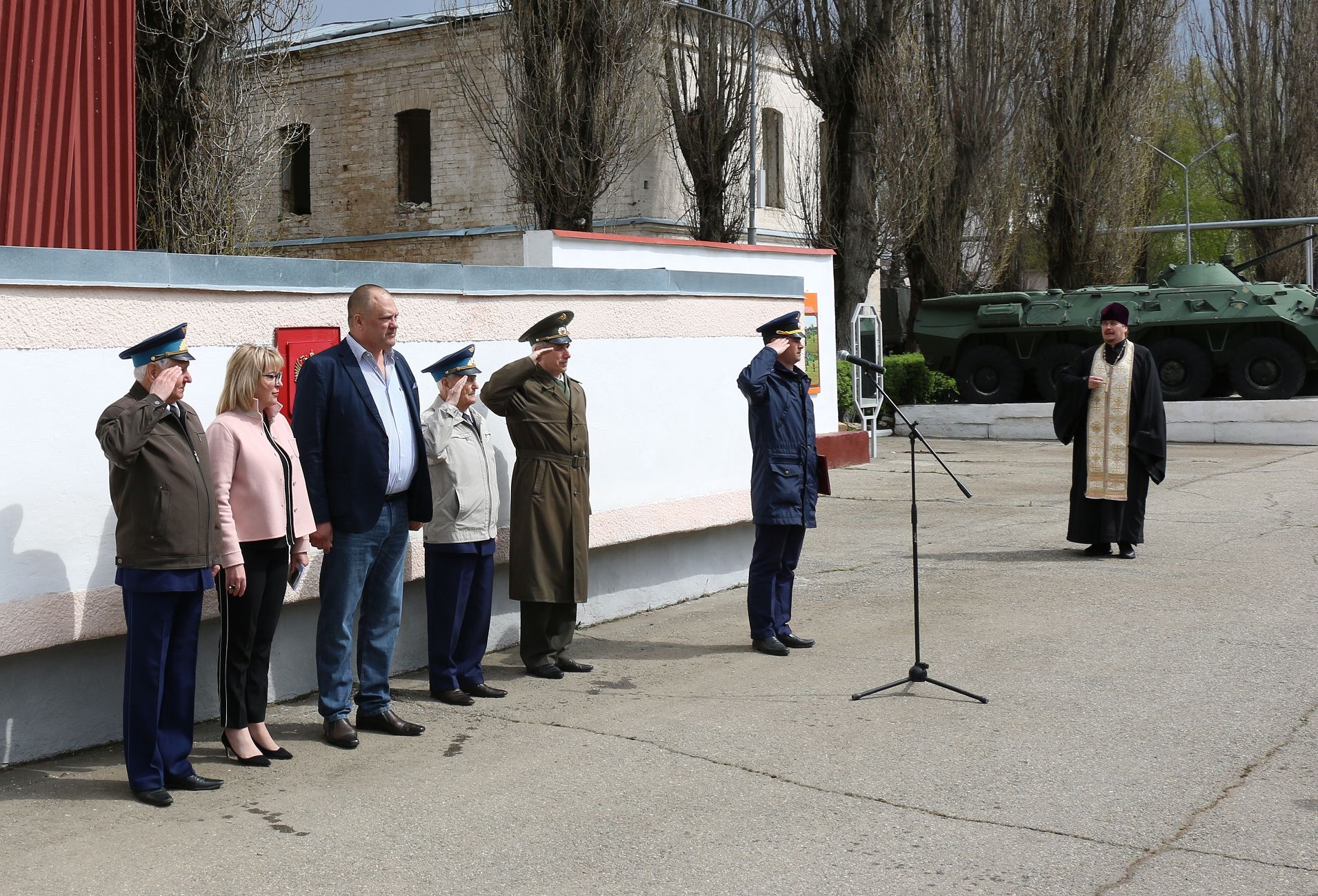 Никто не должен быть забыт!