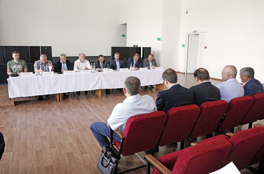 Депутаты обсудили проблемы и перспективы развития аквакультуры