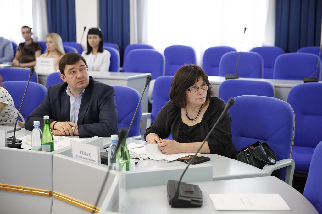 Лицензирование управляющих компаний: результаты и проблемы