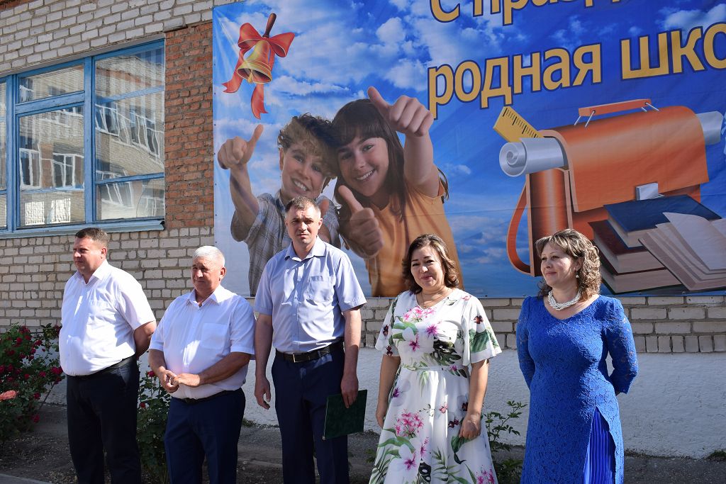 «Последний звонок» прозвенел для выпускников