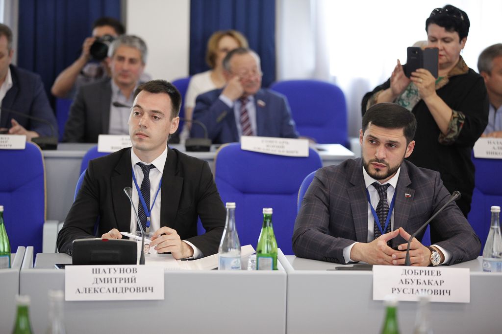 Проект «Академия молодых парламентариев СКФО» открылся в Ставрополе