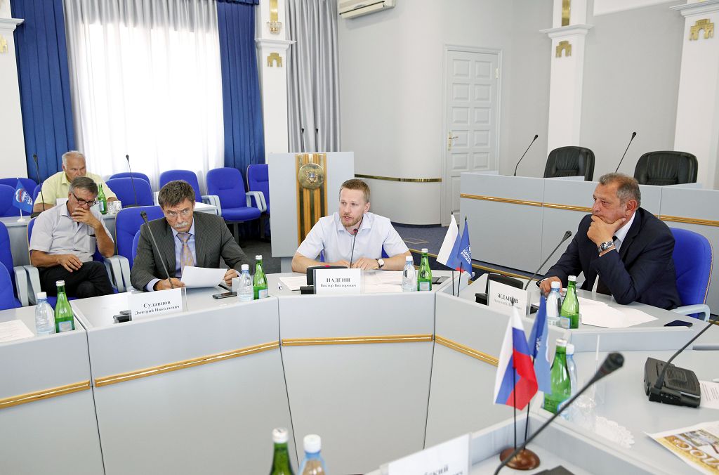 Круглый стол в рамках партпроекта «Единой России» «Российское село»