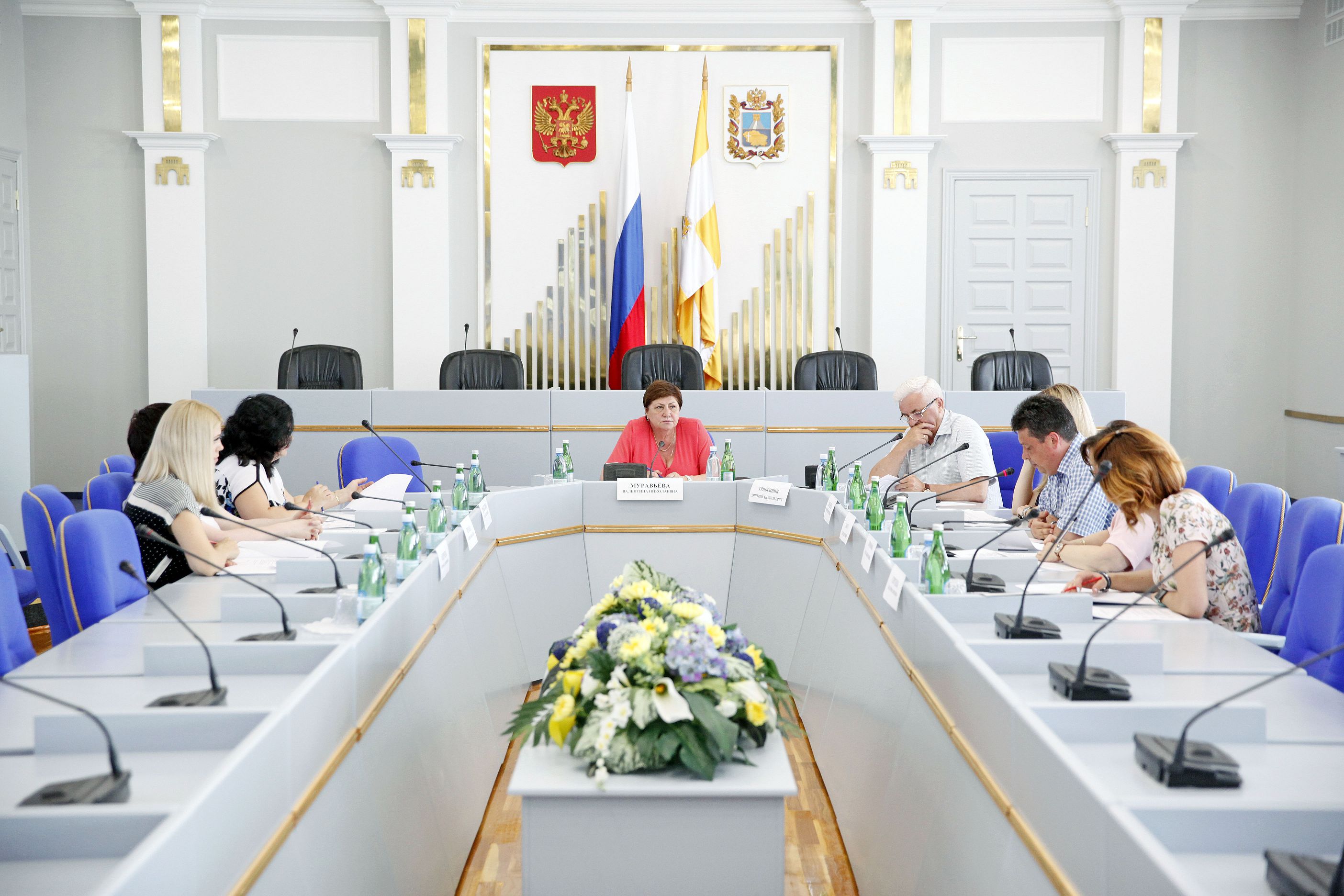 Уточнения в сфере вручения краевых наград