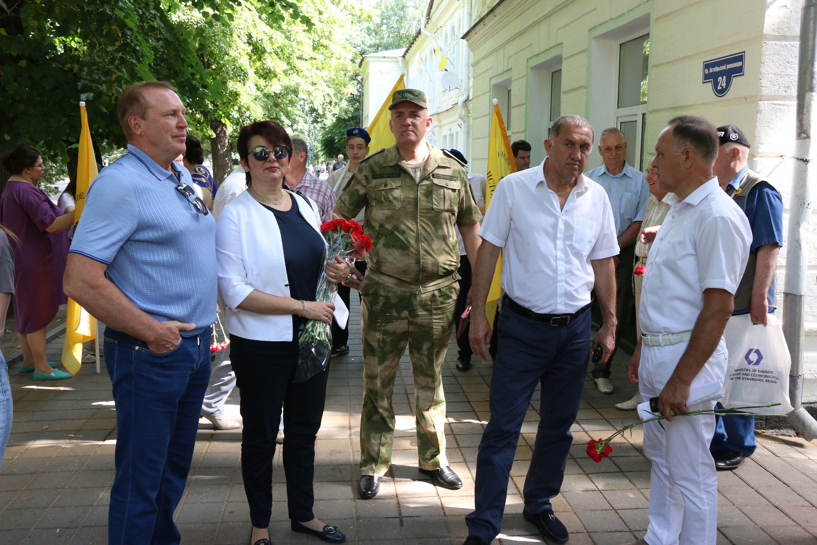 В Ставрополе открыли памятник Римме Ивановой