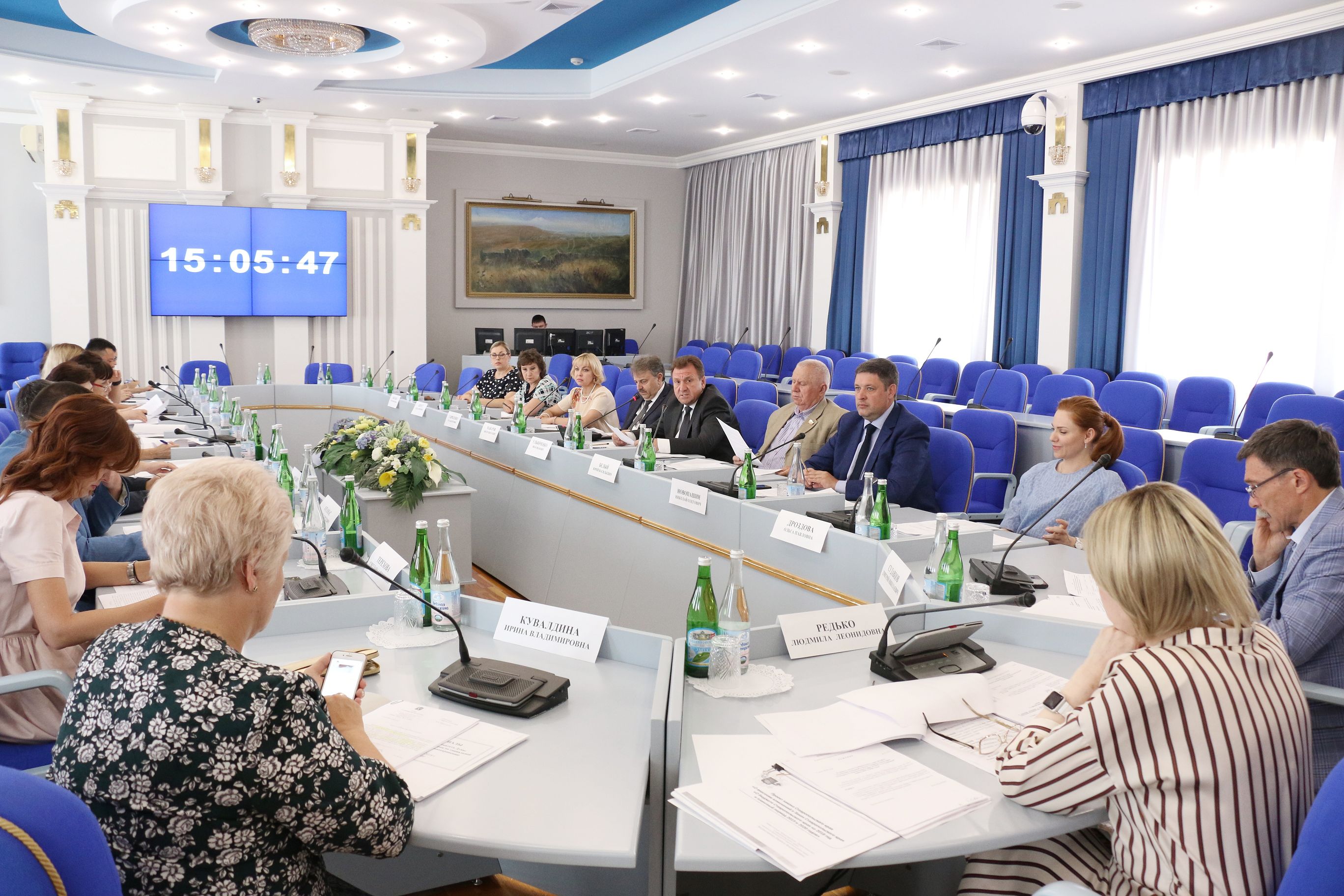Медицина и социальная сфера получат дополнительные средства