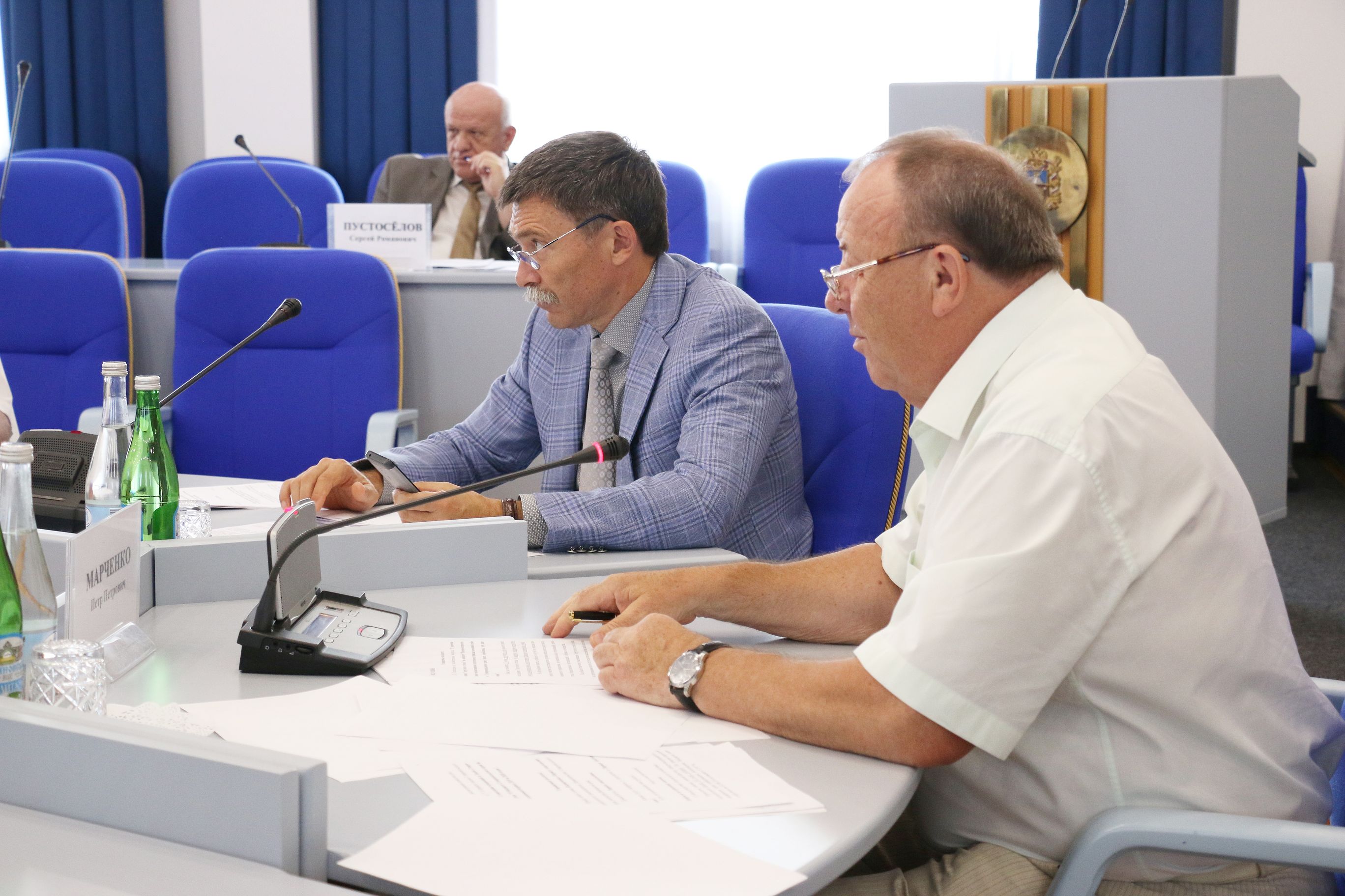 Рассмотрели корректировки в бюджет и подвели итоги полугодия