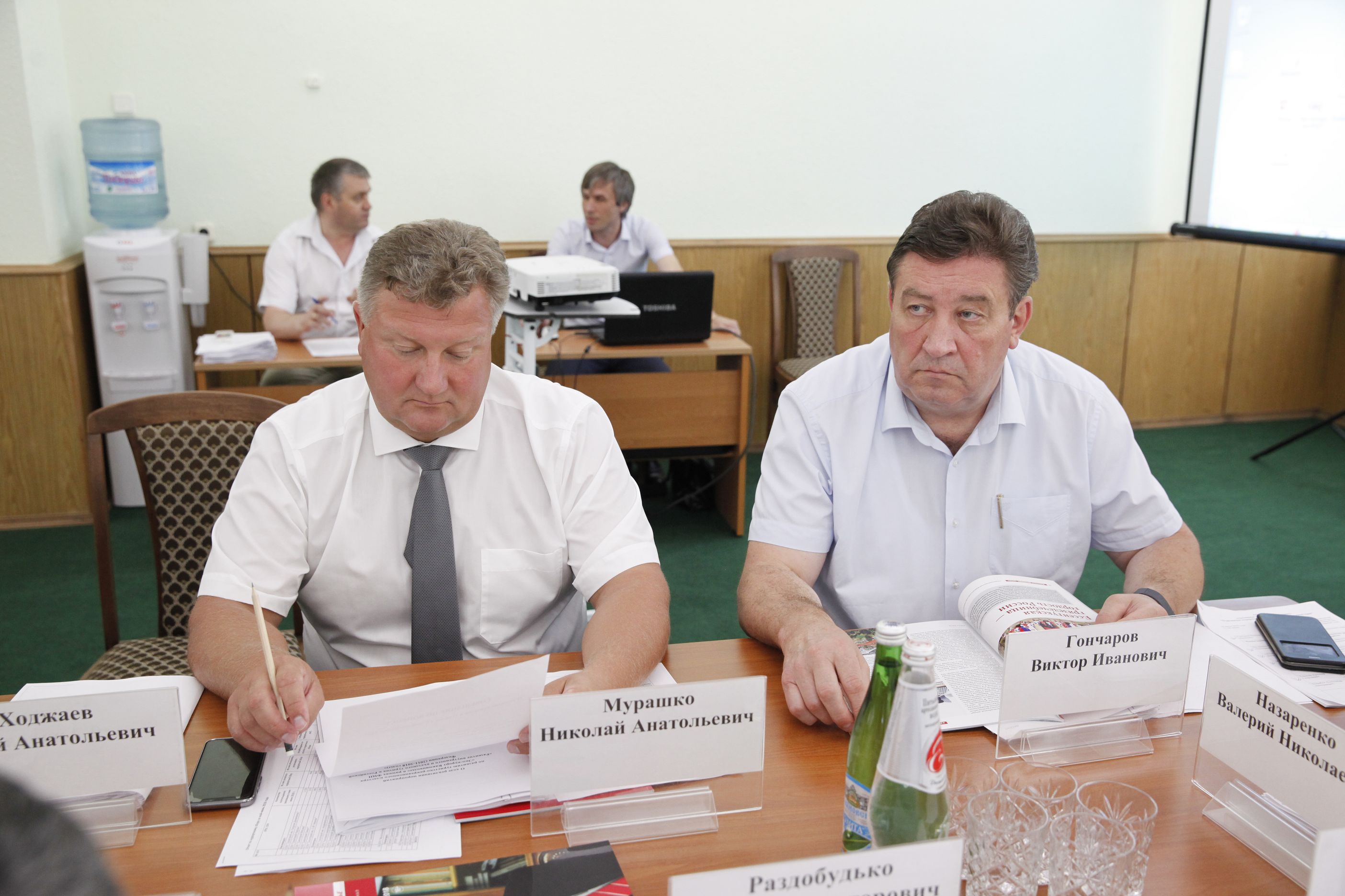 Перспективы развития курортов и туризма на Ставрополье обсудили депутаты