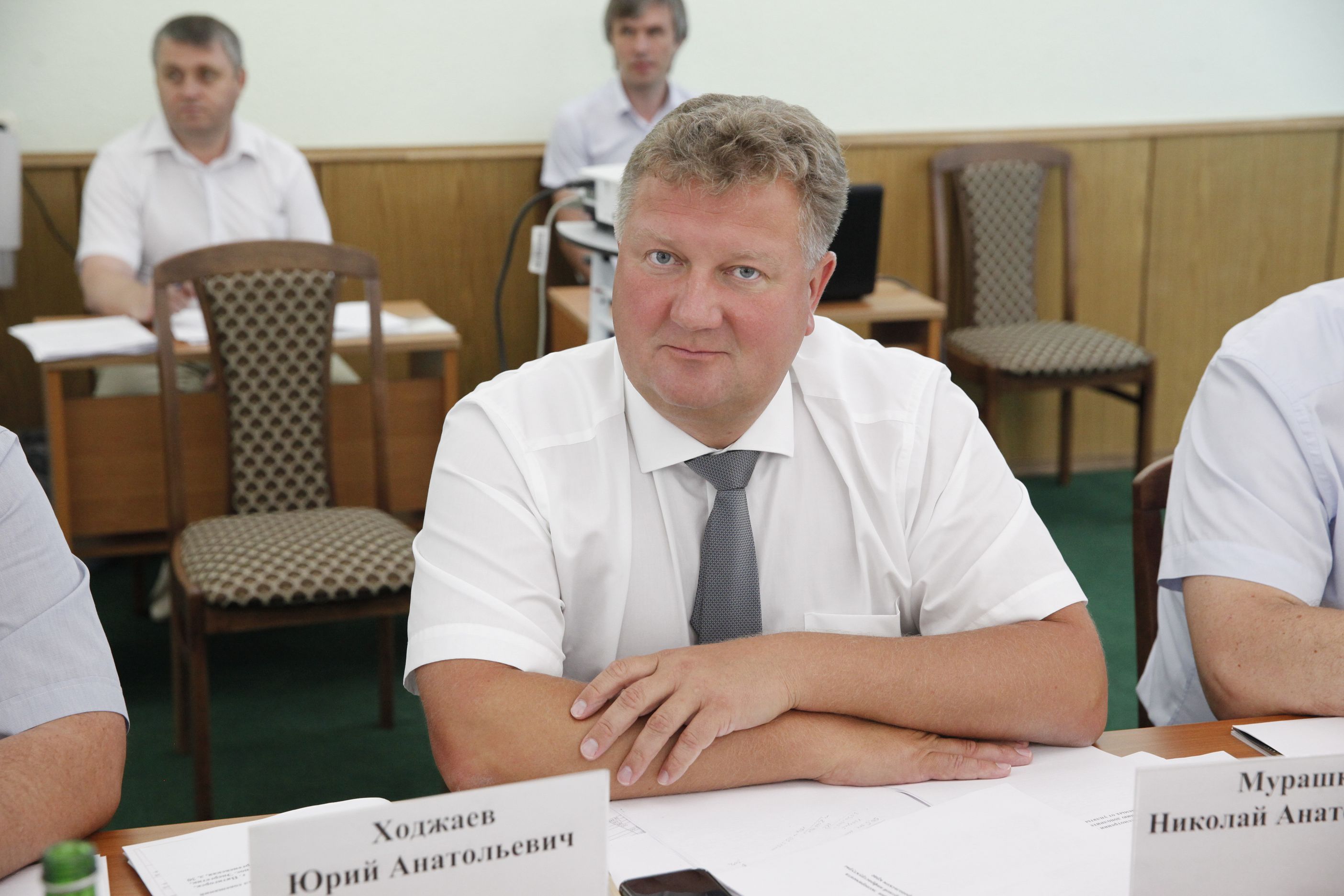 Перспективы развития курортов и туризма на Ставрополье обсудили депутаты