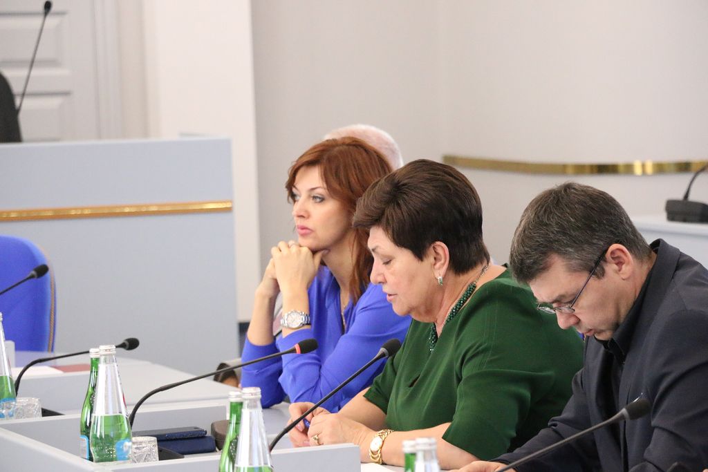Идёт подготовка к очередному заседанию Думы