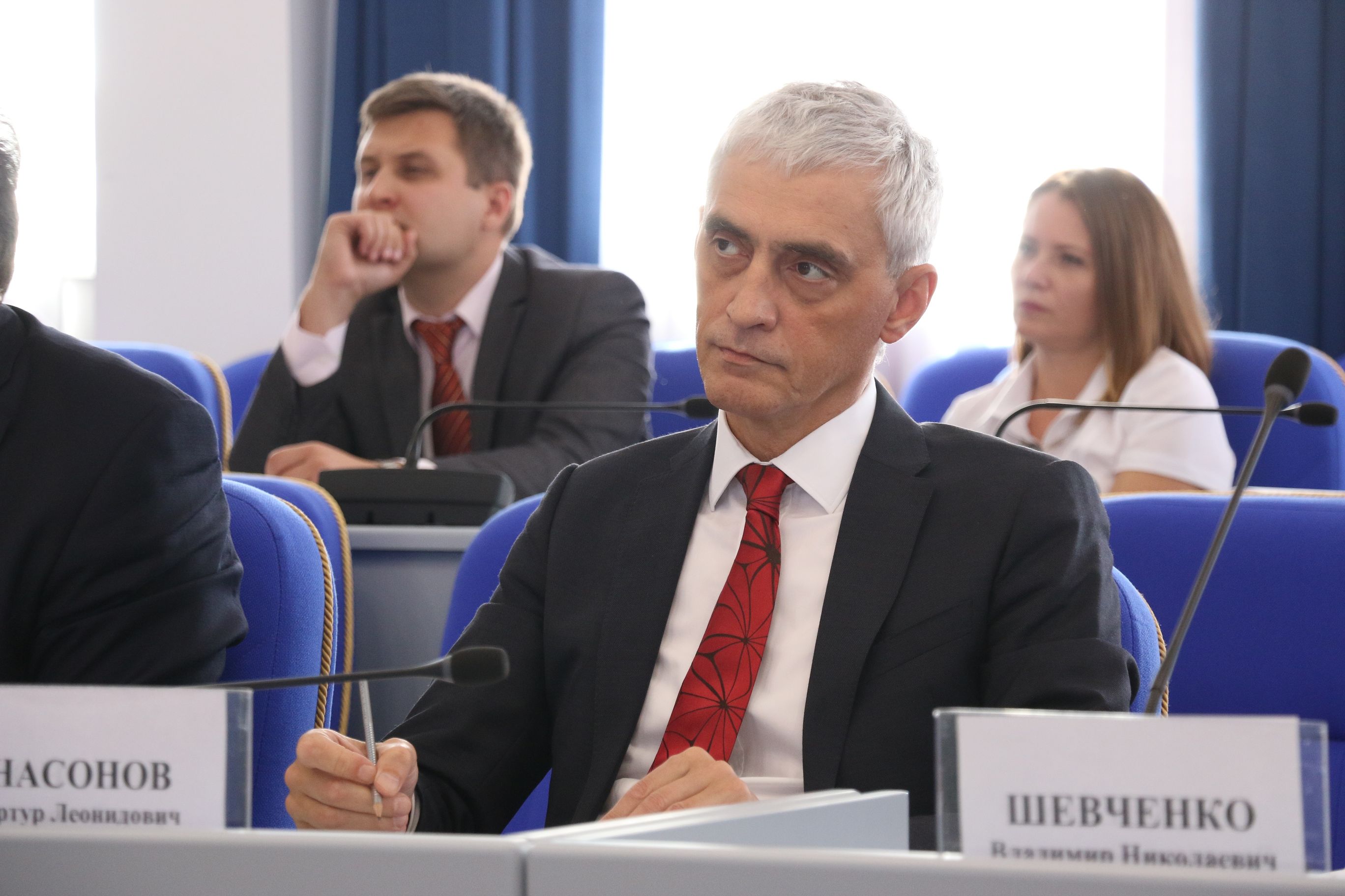 Подготовка к заседанию Думы