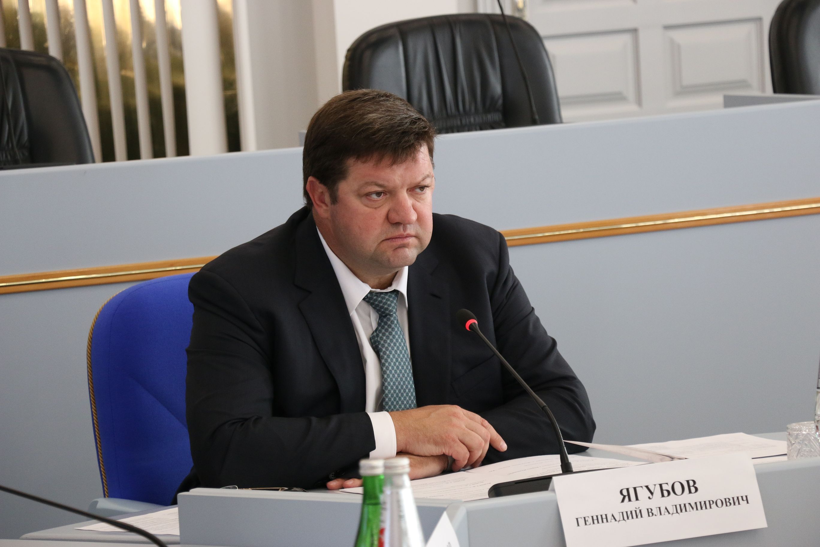 За месяц до векового юбилея ВЛКСМ