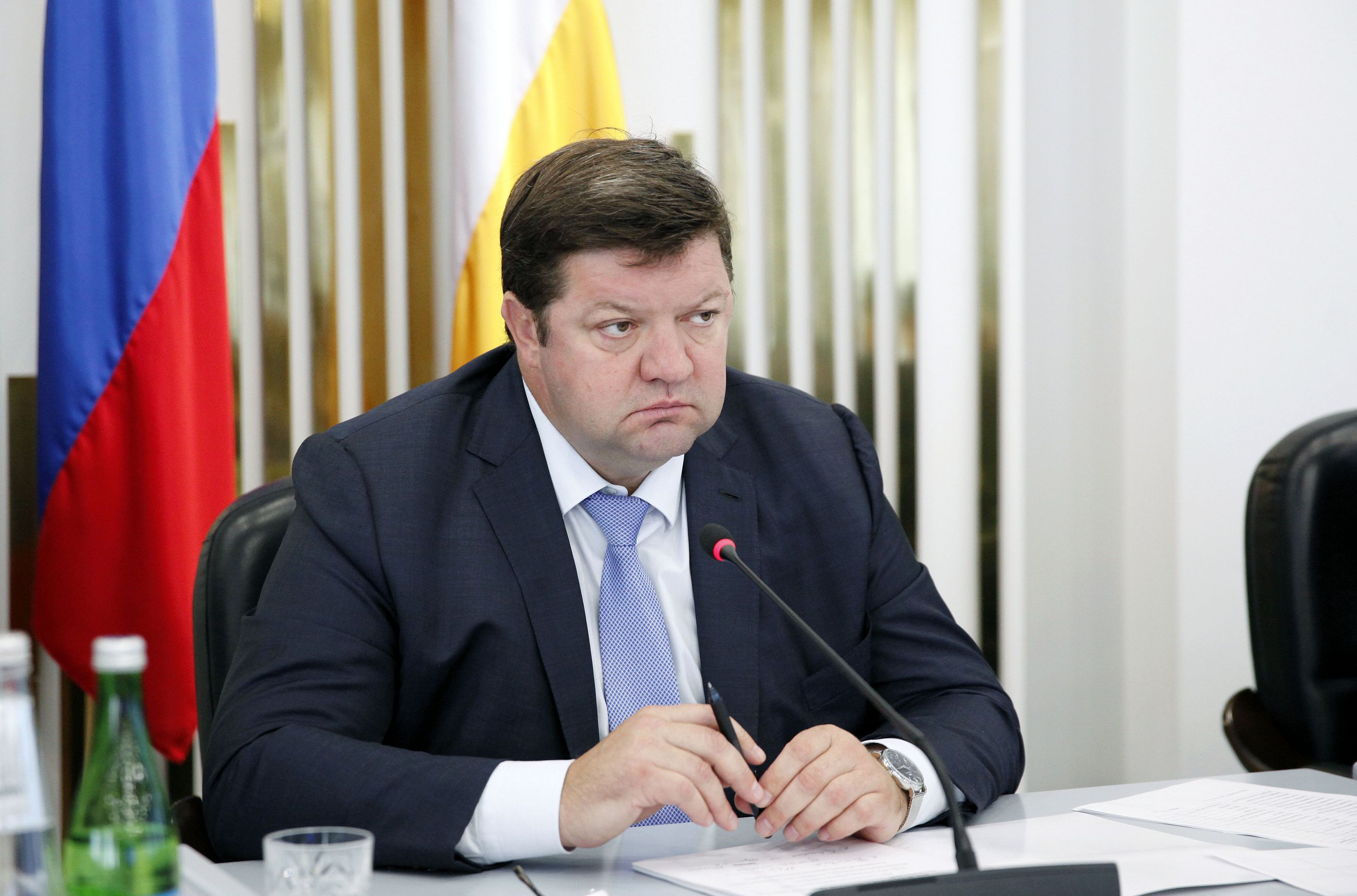 Работа в комитетах продолжается