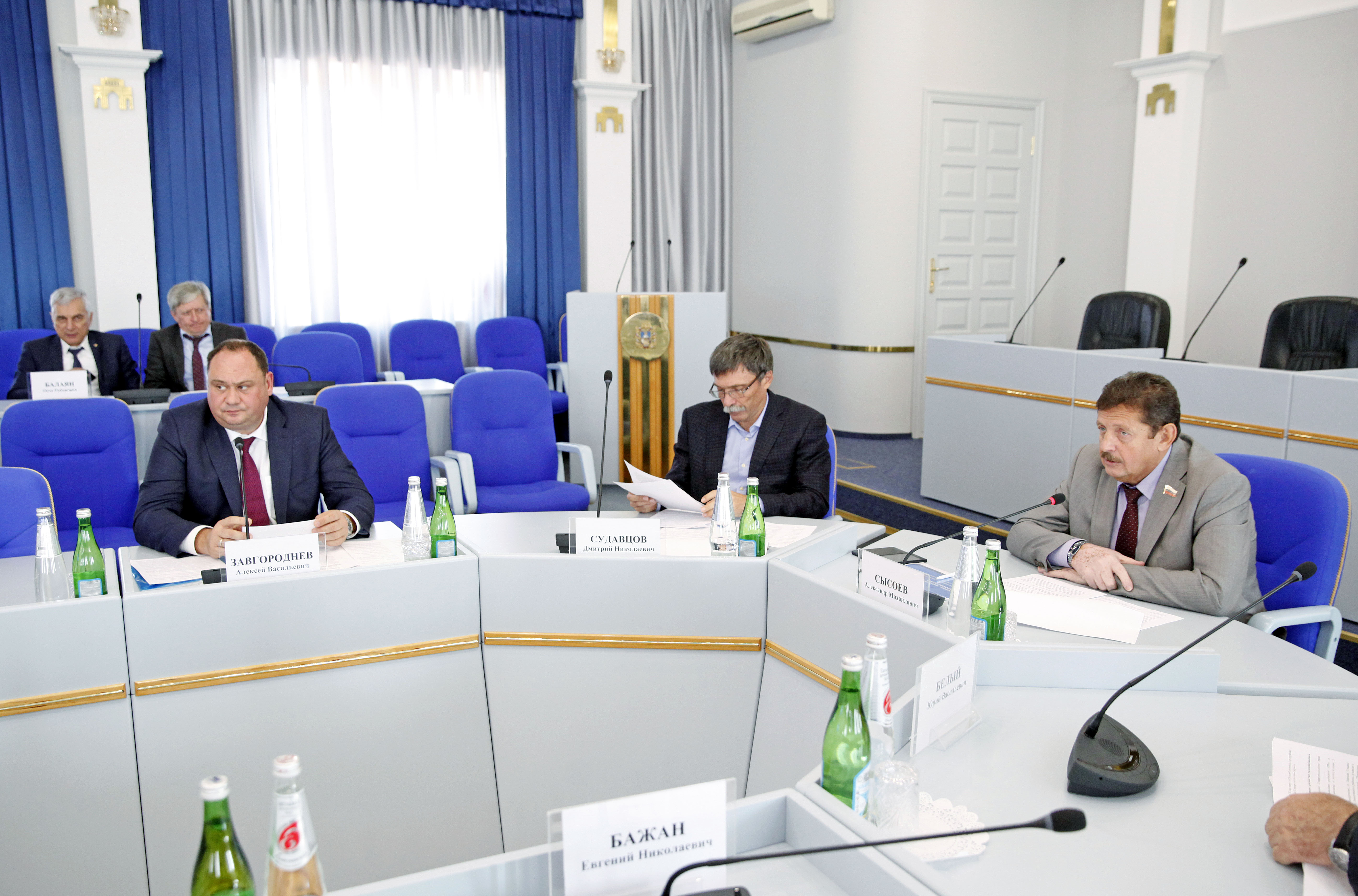 Вопросы давно назрели