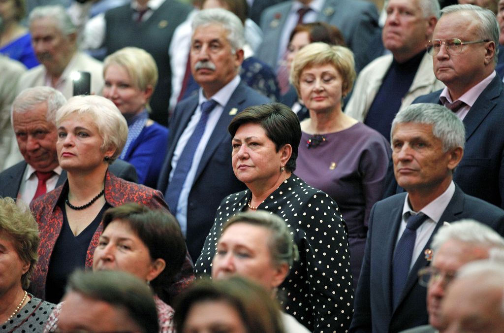 Комсомолу сто лет!