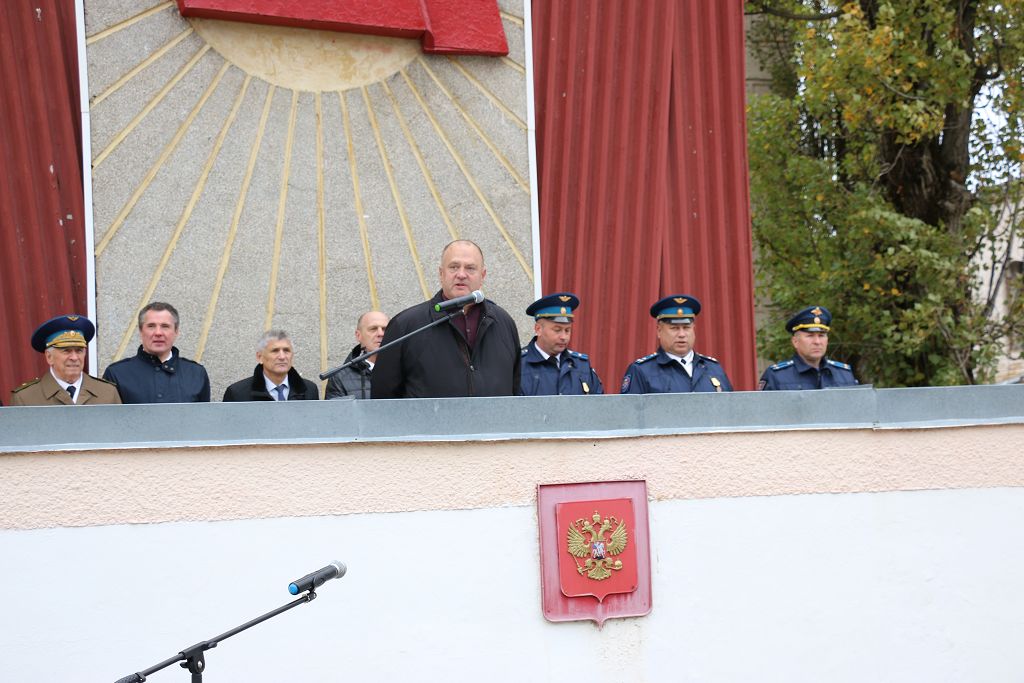 С праздником, разведчики!