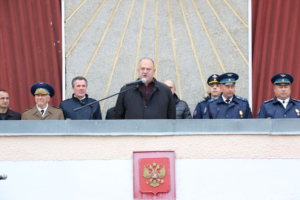 С праздником, разведчики!