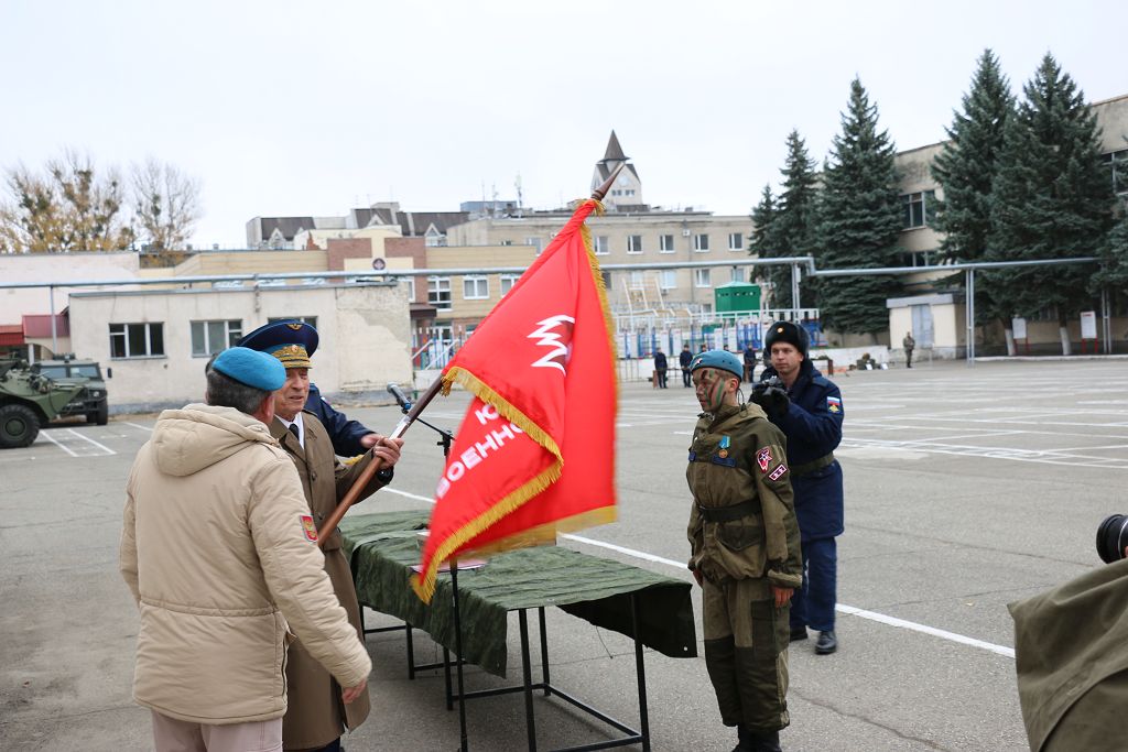 С праздником, разведчики!