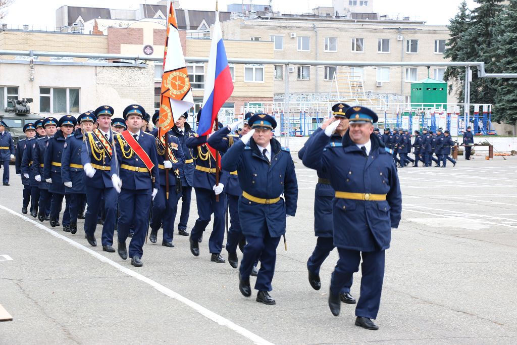 С праздником, разведчики!