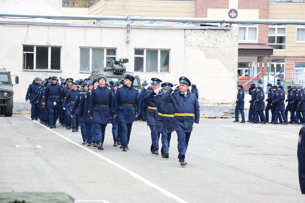 С праздником, разведчики!